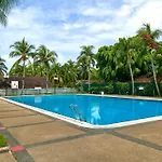 Comfy Beachfront View at Seri Bulan Condominium Teluk Kemang Beach